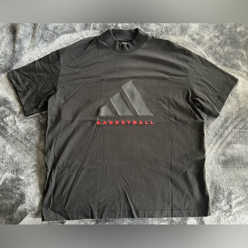 Adidas Men's Basketball Heavyweight T-Shirt Size L Black |IW5644|